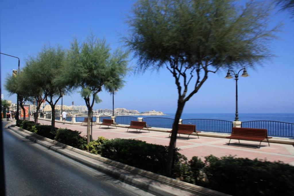 Modern 1Br Apartment, Central Location Sliema Exterior photo